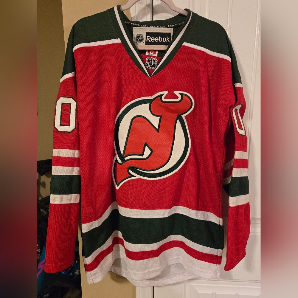 Reebok CCM NJ Devils Martin Brodeur Hockey Jersey Sz 48 With Autographed Puck